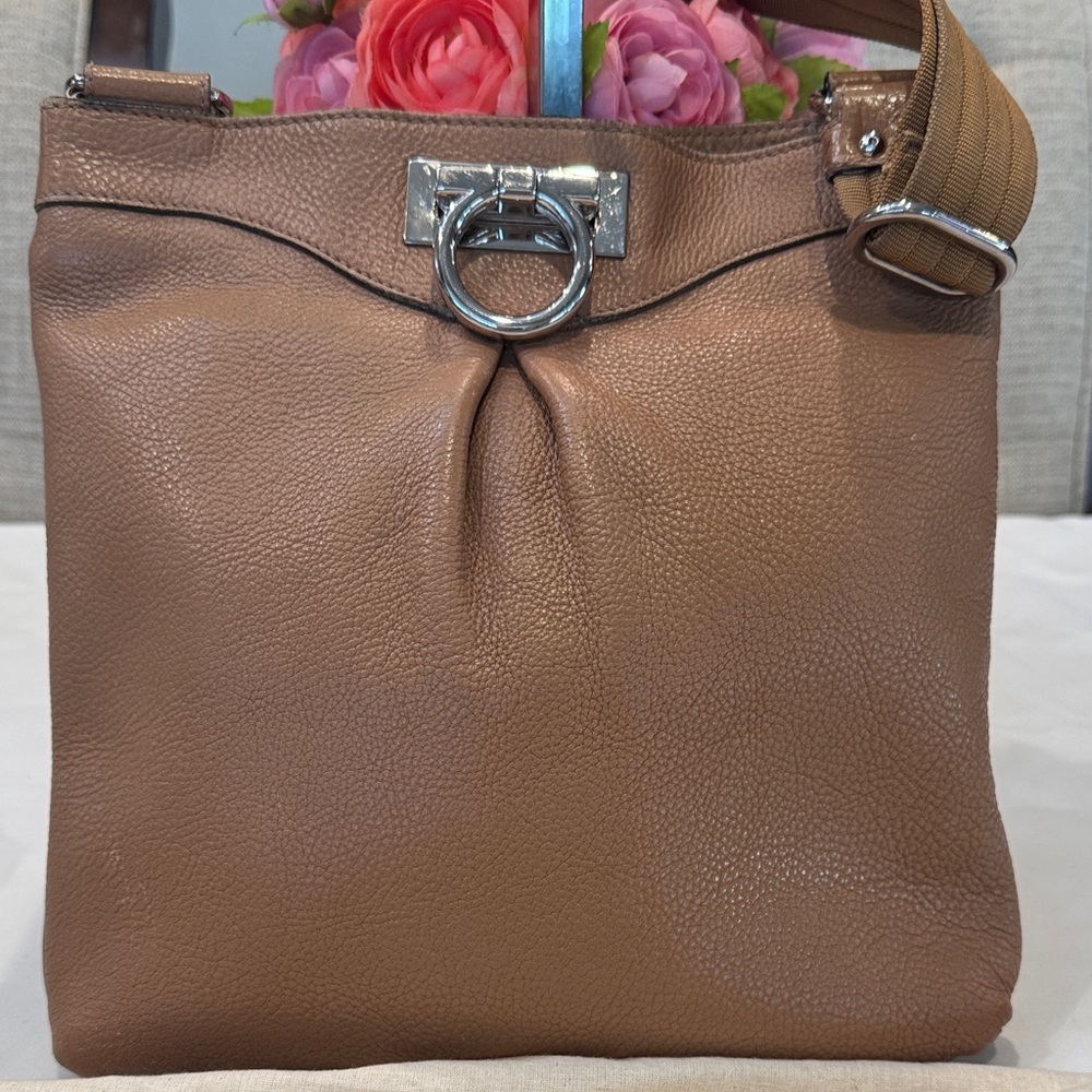 Authentic Salvatore Ferragamo Brown Leather Crossbody Bag - Picture 3 of 16